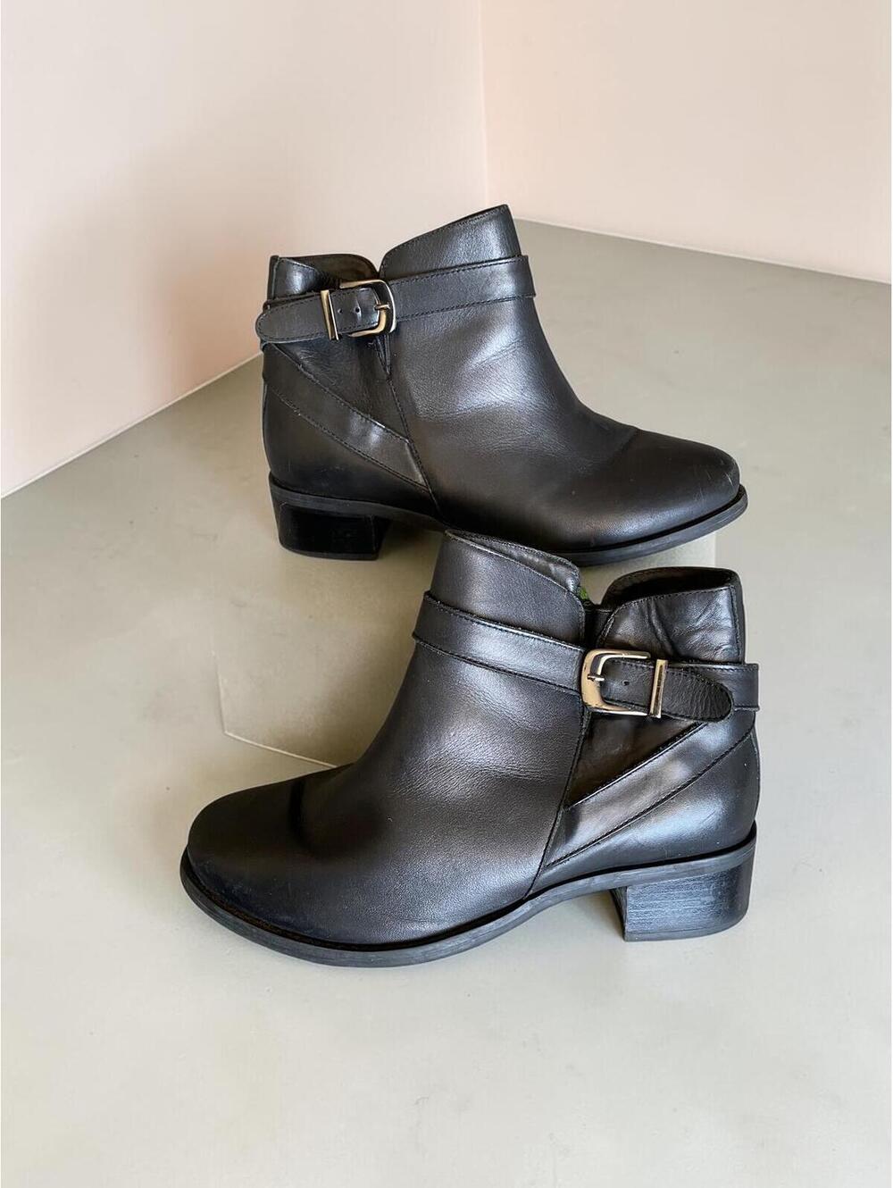 David Tate Womens Ankle Boots 8.5W Block Heel Black Leather Side Zip Buckle